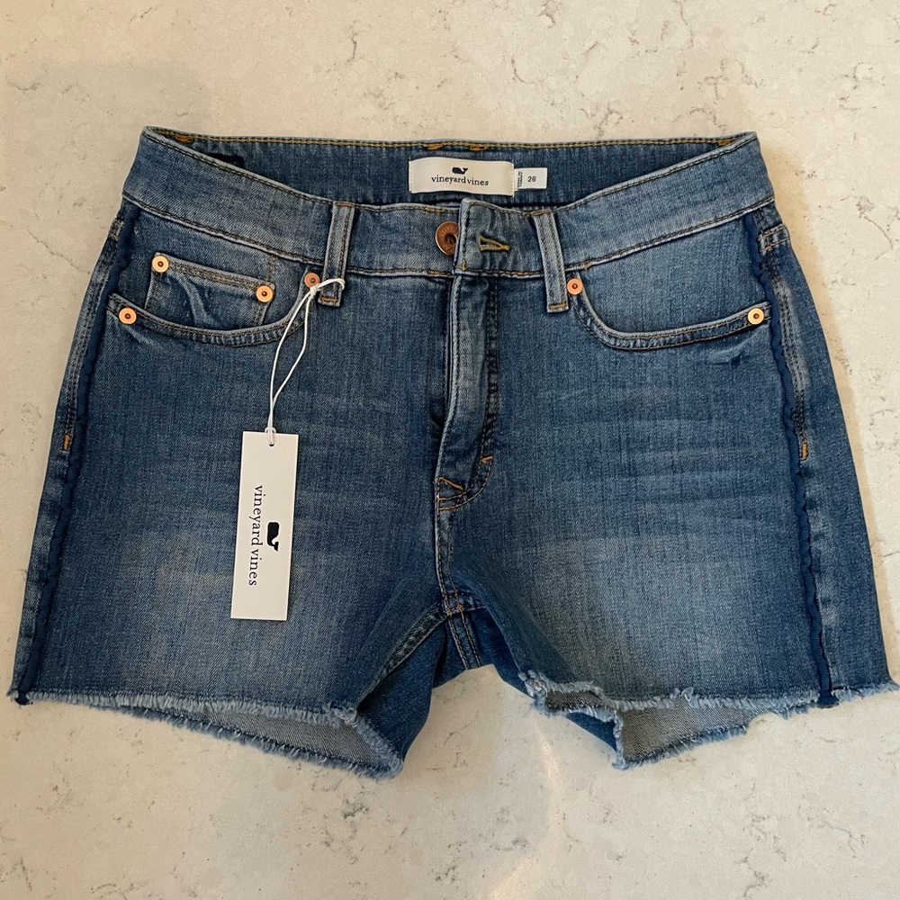 COPY - Vineyard Vines denim shorts